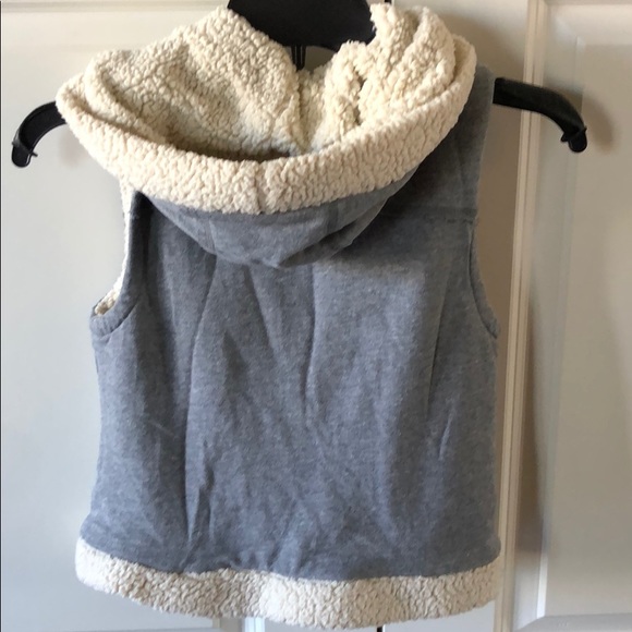 Grey mudd vest - Picture 2 of 3